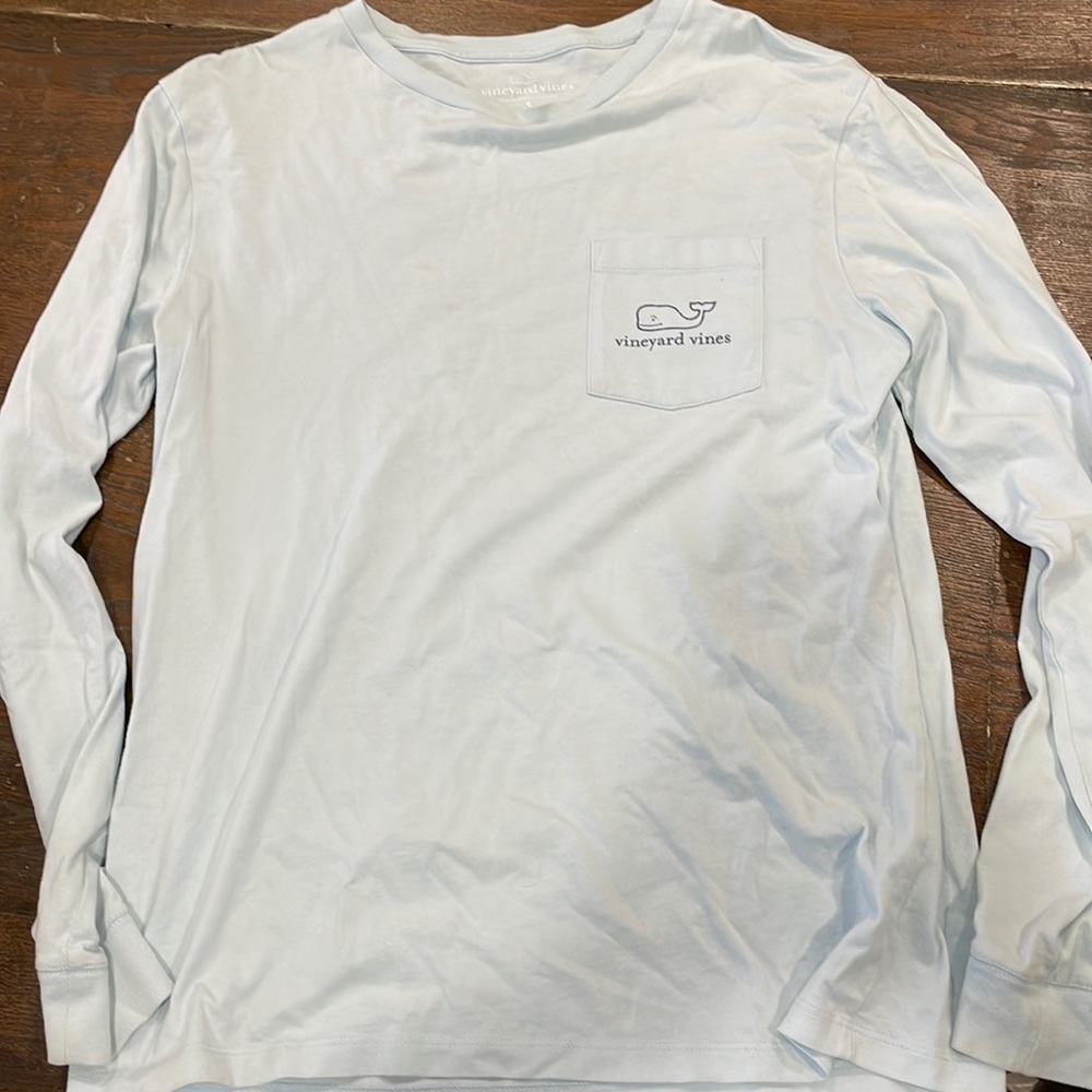 Women’s long sleeve Vineyard Vines t shirt size small